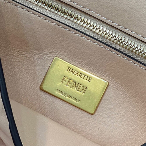 High Quality Luxury Fendi Baguette Bag – Style 32321 product detail