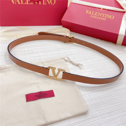 High Quality Luxury Valentino V Buckle Belt product detail