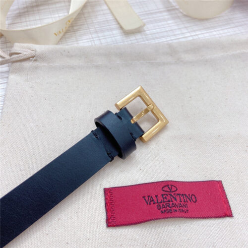 High Quality Luxury Valentino V Buckle Belt – Style 19782 product detail