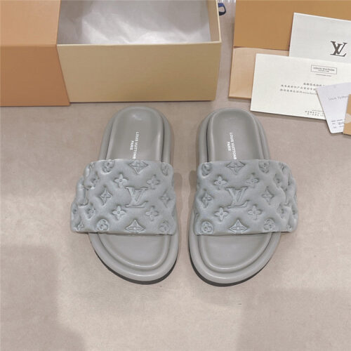 High Quality Luxury Louis Vuitton Slippers Womens – Style 28067 alternate view