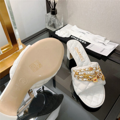 High Quality Luxury Chanel Pendant Pearl Chain High Heel Slippers – Style 08998 product detail