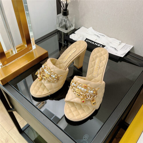 High Quality Luxury Chanel Pendant Pearl Chain High Heel Slippers product detail