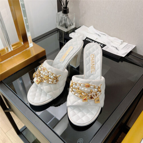 High Quality Luxury Chanel Pendant Pearl Chain High Heel Slippers – Style 46854 product detail