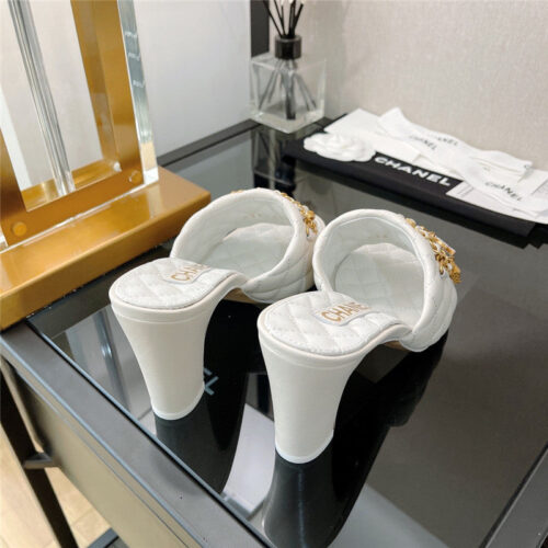 High Quality Luxury Chanel Pendant Pearl Chain High Heel Slippers – Style 46854 product detail