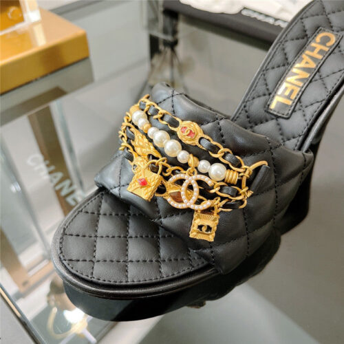 High Quality Luxury Chanel Pendant Pearl Chain High Heel Slippers – Style 15782 product detail
