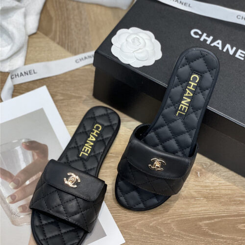 High Quality Luxury Chanel Classic Flat Slippers – Style 40326 product detail