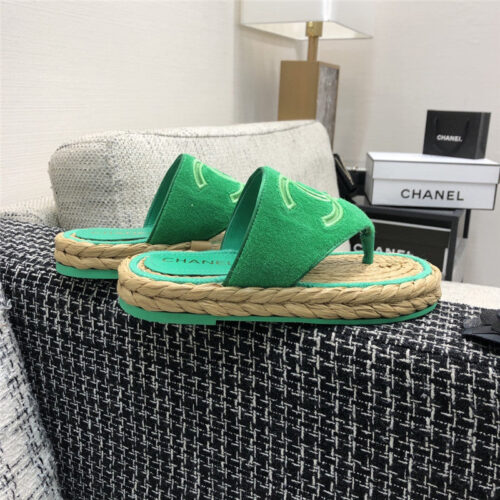 High Quality Luxury Chanel Straw Flip-Flops – Style 85702 product detail