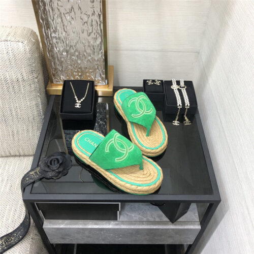 High Quality Luxury Chanel Straw Flip-Flops – Style 85702 product detail