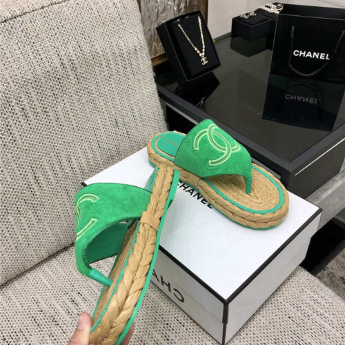 High Quality Luxury Chanel Straw Flip-Flops – Style 85702 product detail