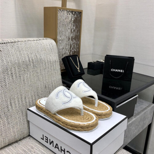 High Quality Luxury Chanel Straw Flip-Flops – Style 25254 alternate view