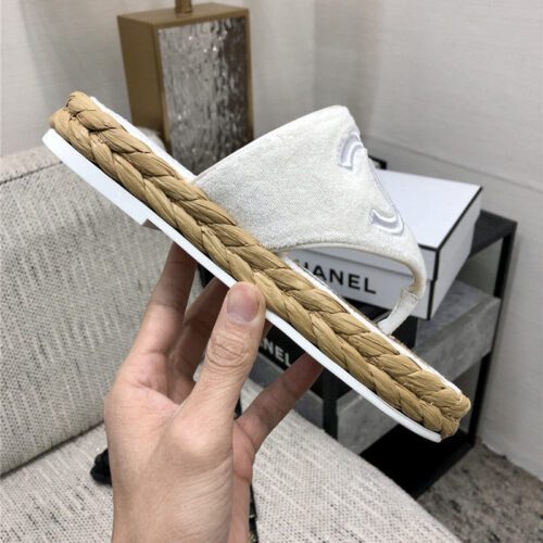 High Quality Luxury Chanel Straw Flip-Flops – Style 25254 product detail