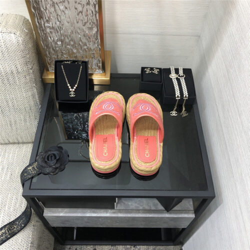 High Quality Luxury Chanel Straw Flip-Flops – Style 56326 product detail