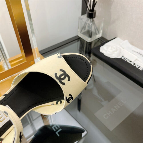 High Quality Luxury Chanel Chunky Heel Sandals – Style 91398 product detail