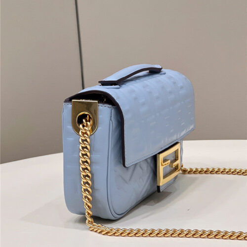 High Quality Luxury Fendi Baguette Bag – Style 32323 product detail