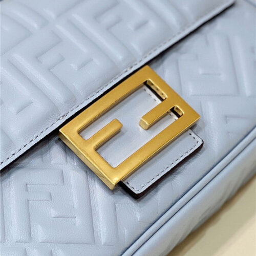 High Quality Luxury Fendi Baguette Bag – Style 32323 product detail