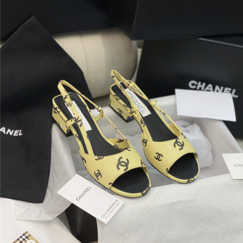 High Quality Luxury Chanel Flat Cutout Sandals – Style 21830