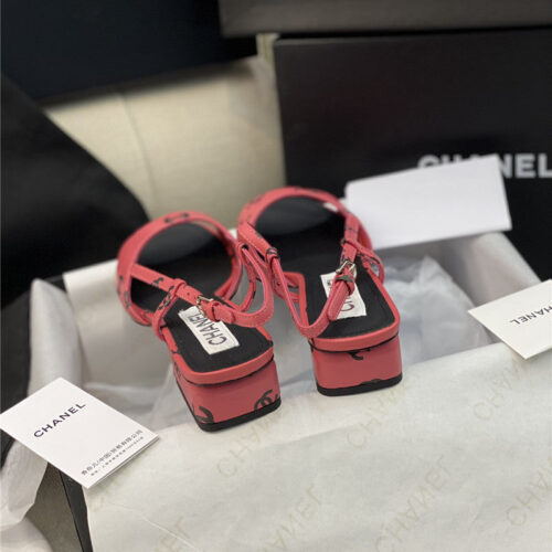 High Quality Luxury Chanel Flat Cutout Sandals – Style 85670 product detail
