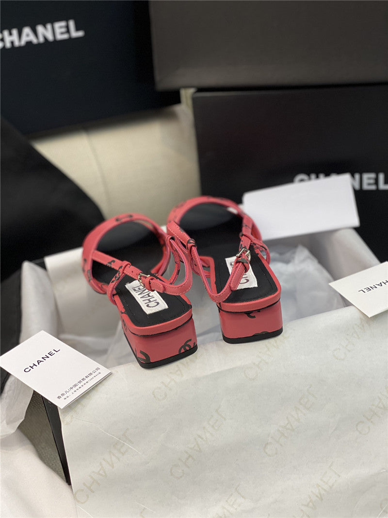 High Quality Luxury Chanel Flat Cutout Sandals – Style 85670 product detail