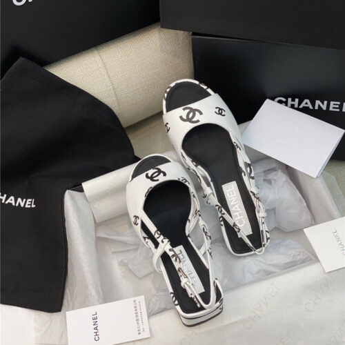 High Quality Luxury Chanel Flat Cutout Sandals product detail