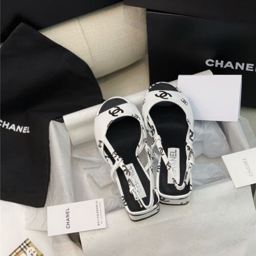 High Quality Luxury Chanel Flat Cutout Sandals product detail
