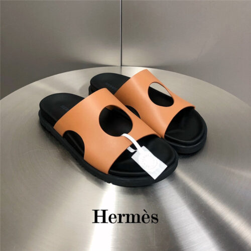 High Quality Luxury Hermes Edith Hole Slippers alternate view