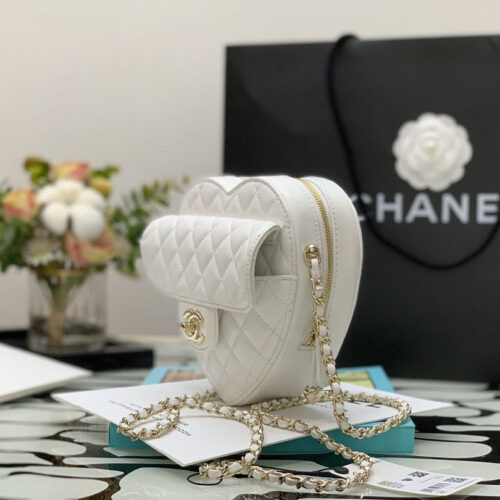 High Quality Luxury Chanel Diamond Heart-Shaped Chain Bag product detail