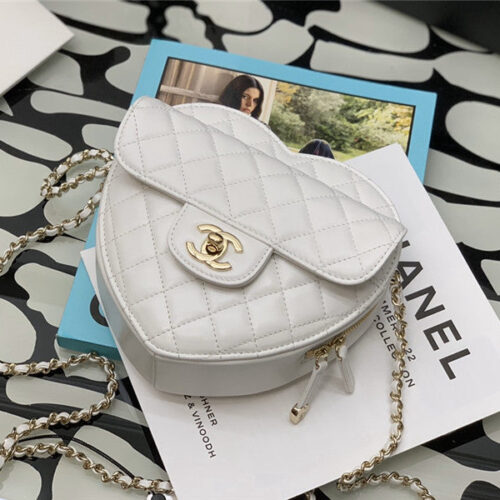 High Quality Luxury Chanel Heart Chain Diamond Bag product detail