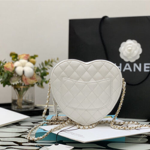 High Quality Luxury Chanel Heart Chain Diamond Bag alternate view