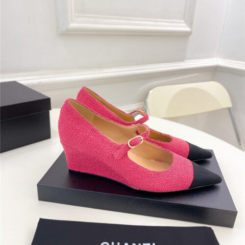 High Quality Luxury Chanel Wedge Sandals – Style 38502 product detail