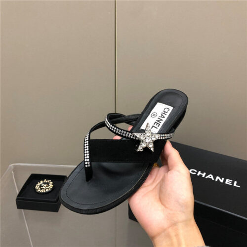 High Quality Luxury Chanel Chain Flat Sandals – Style 92070 product detail