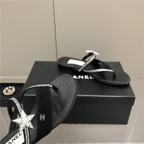 High Quality Luxury Chanel Chain Flat Sandals – Style 92070 product detail