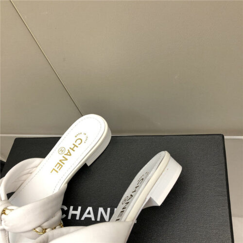 High Quality Luxury Chanel Chain Flat Sandals – Style 97158 product detail