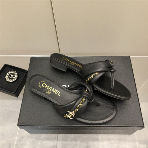 High Quality Luxury Chanel Chain Flat Sandals – Style 33318 alternate view