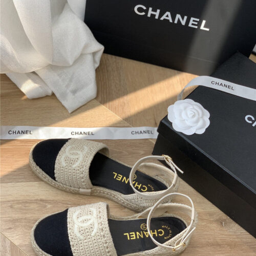 High Quality Luxury Chanel Hand Woven Sandals – Style 52102 alternate view