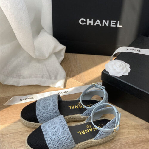 High Quality Luxury Chanel Hand Woven Sandals alternate view