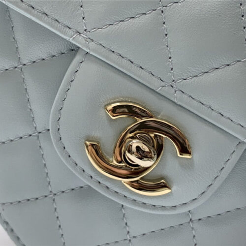 High Quality Luxury Chanel Heart Chain Diamond Bag – Style 47780 product detail