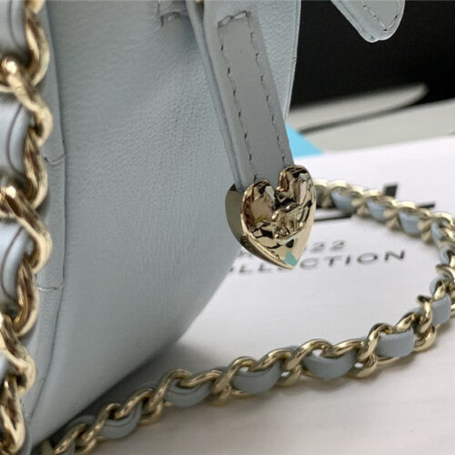 High Quality Luxury Chanel Heart Chain Diamond Bag – Style 47780 product detail