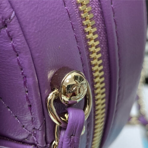 High Quality Luxury Chanel Heart Chain Diamond Bag – Style 47779 product detail