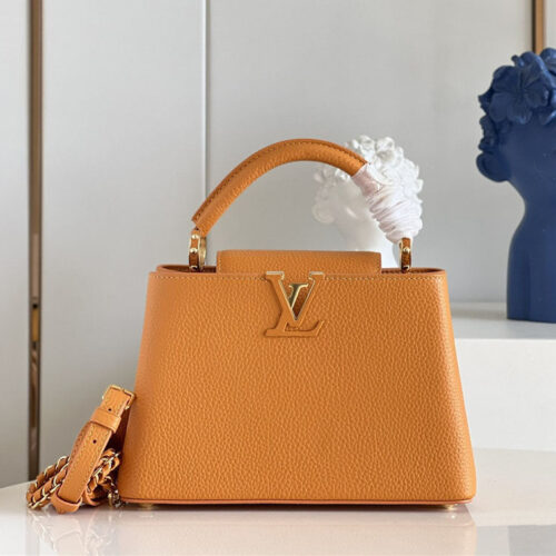 High Quality Luxury Louis Vuitton Capucines Small Bag Black