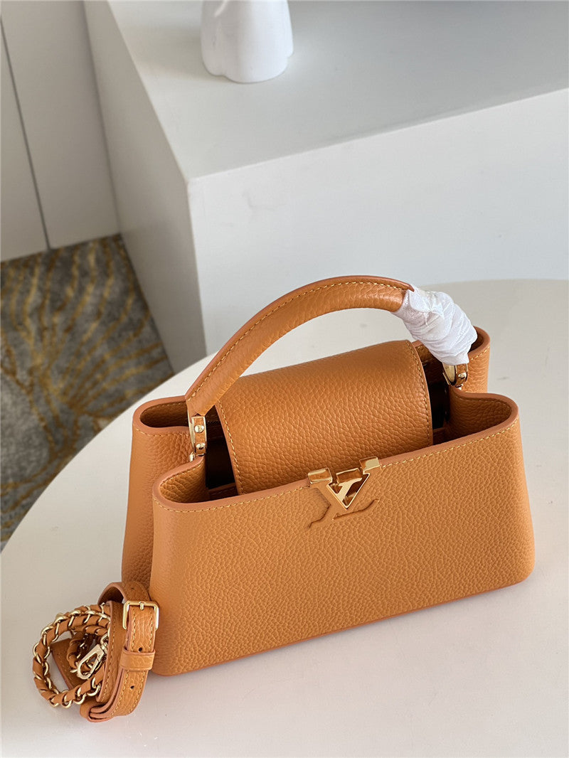 High Quality Luxury Louis Vuitton Capucines Small Bag Black product detail