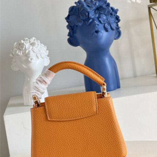 High Quality Luxury Louis Vuitton Capucines Mini Bag alternate view