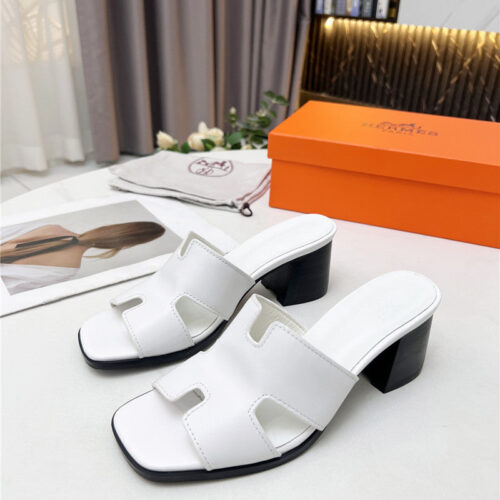High Quality Luxury Chanel Calfskin Sneakers Womens