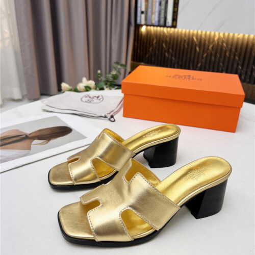 High Quality Luxury Chanel Calfskin Sneakers Womens – Style 31750