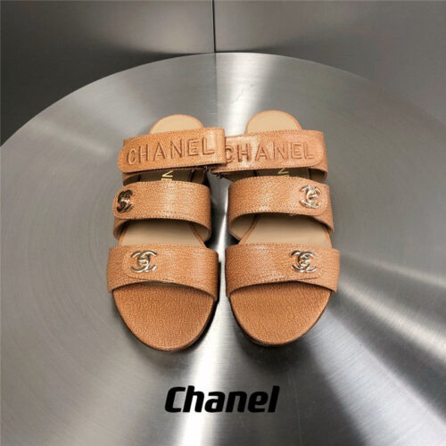 High Quality Luxury Chanel Velcro Button Slippers product detail