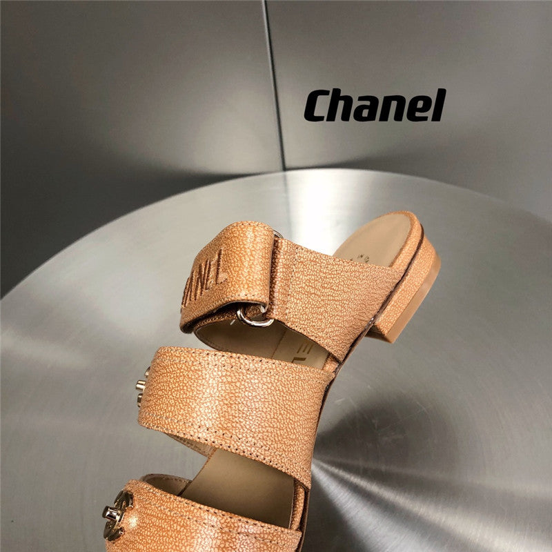 High Quality Luxury Chanel Velcro Button Slippers product detail