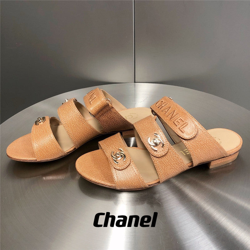 High Quality Luxury Chanel Velcro Button Slippers product detail