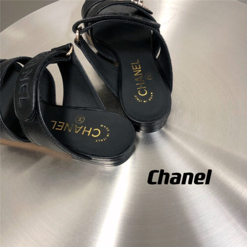 High Quality Luxury Chanel Velcro Button Slippers – Style 85574 product detail