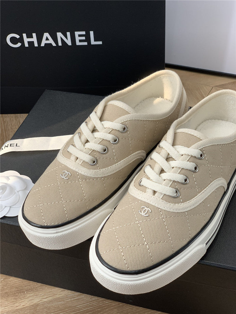 High Quality Luxury Chanel Classic Sneakers Women – Style 05798 product detail