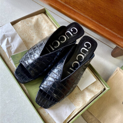 High Quality Luxury Gucci V Cat Heel Slippers – Style 81747
