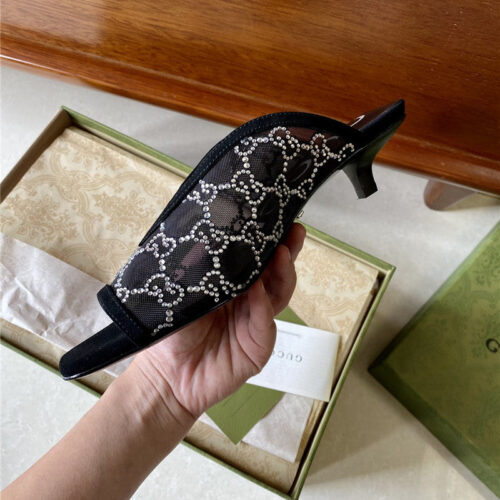 High Quality Luxury Gucci V Cat Heel Slippers – Style 47283 product detail